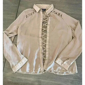 Women's Rue 21 Button Up Shirt Sandy Beige Color Size Medium